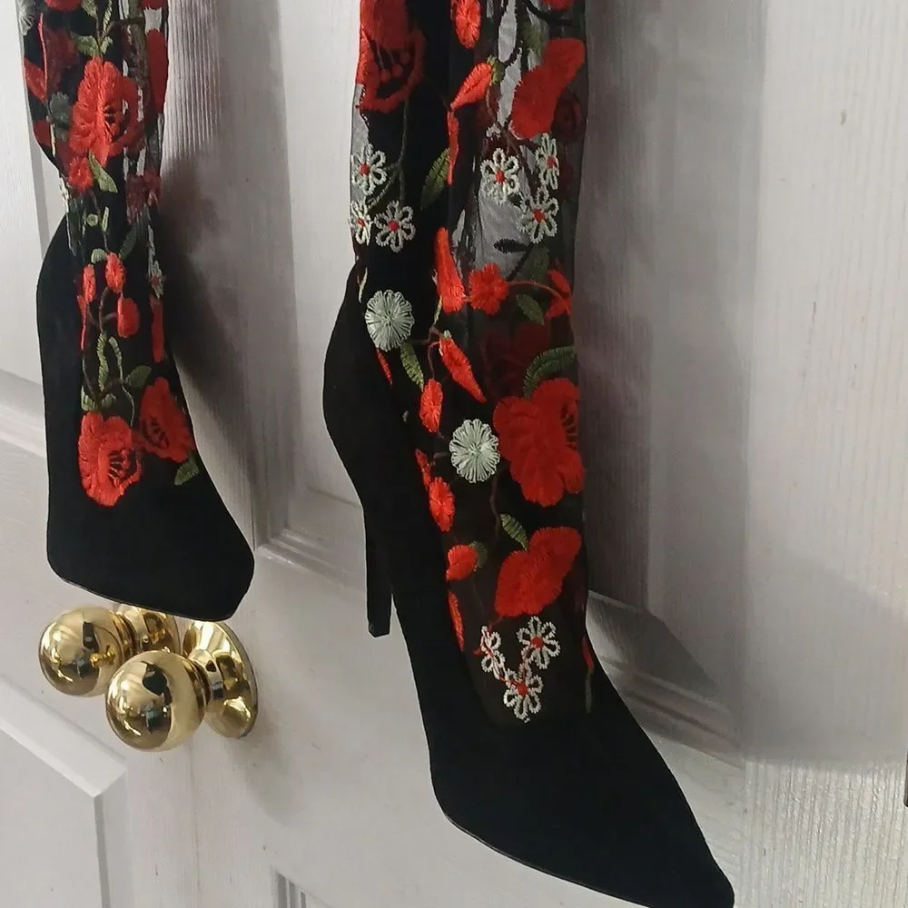 Design for Jacobies over the knee red black floral heeled boots  Sz 9 NWOT